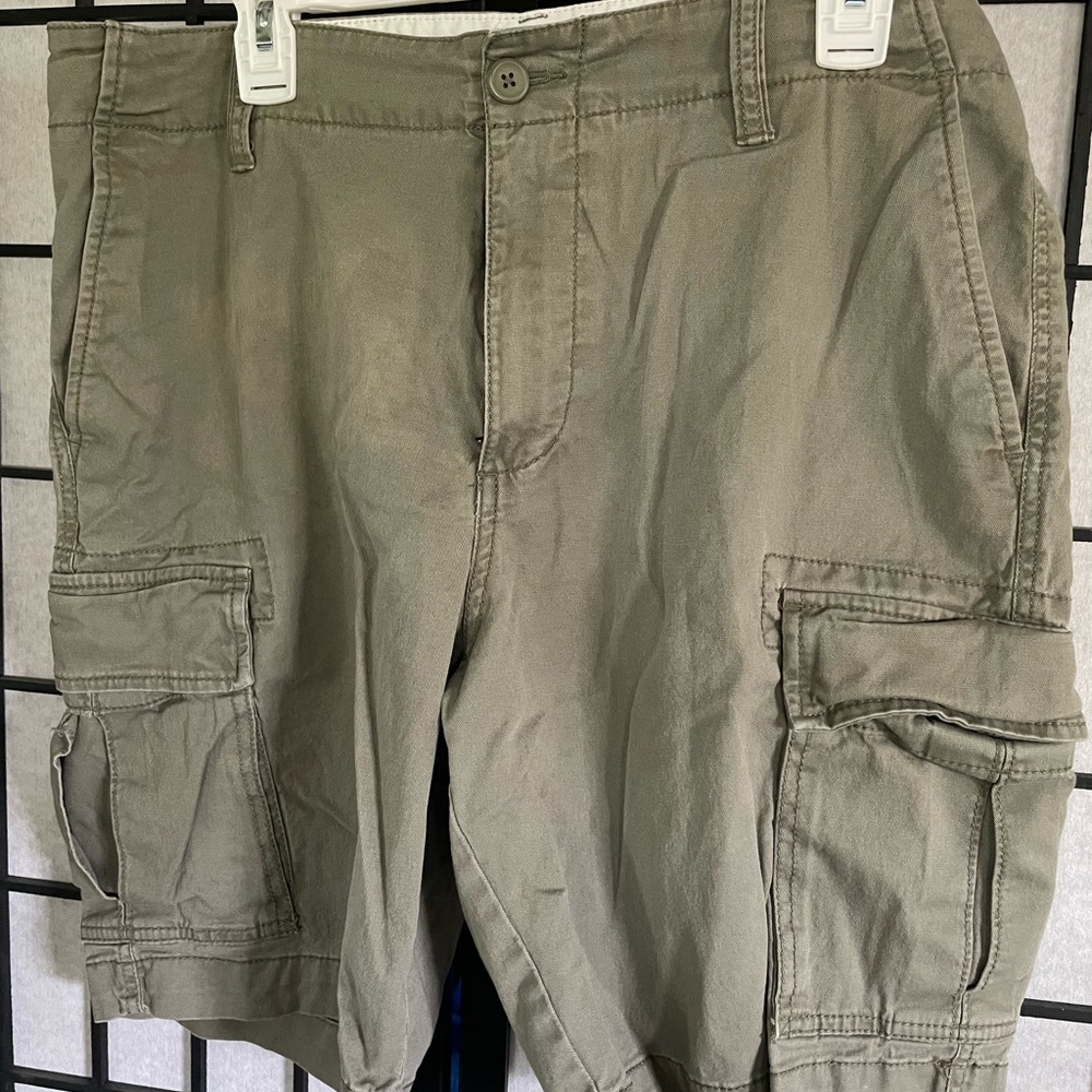 Old Navy Olive Green Cargo Shorts